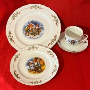 Holiday Set of Christinholm Porcelaine by Lars Carlson